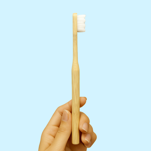 Soft Brush - מברשת שיניים במבוק רכה